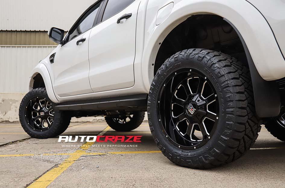 FORD RANGER BUCK 25 XD GLOSS BLACK MILLED ACCENTS